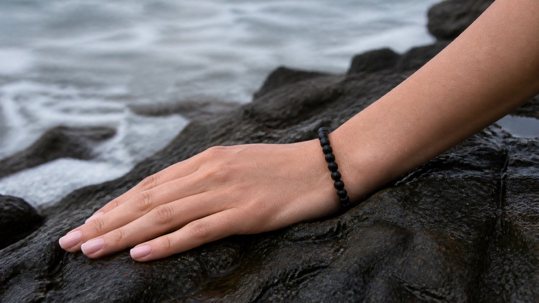 What Does It Mean to Feel Grounded? A Guide to Stone Bracelets for Anxious Days