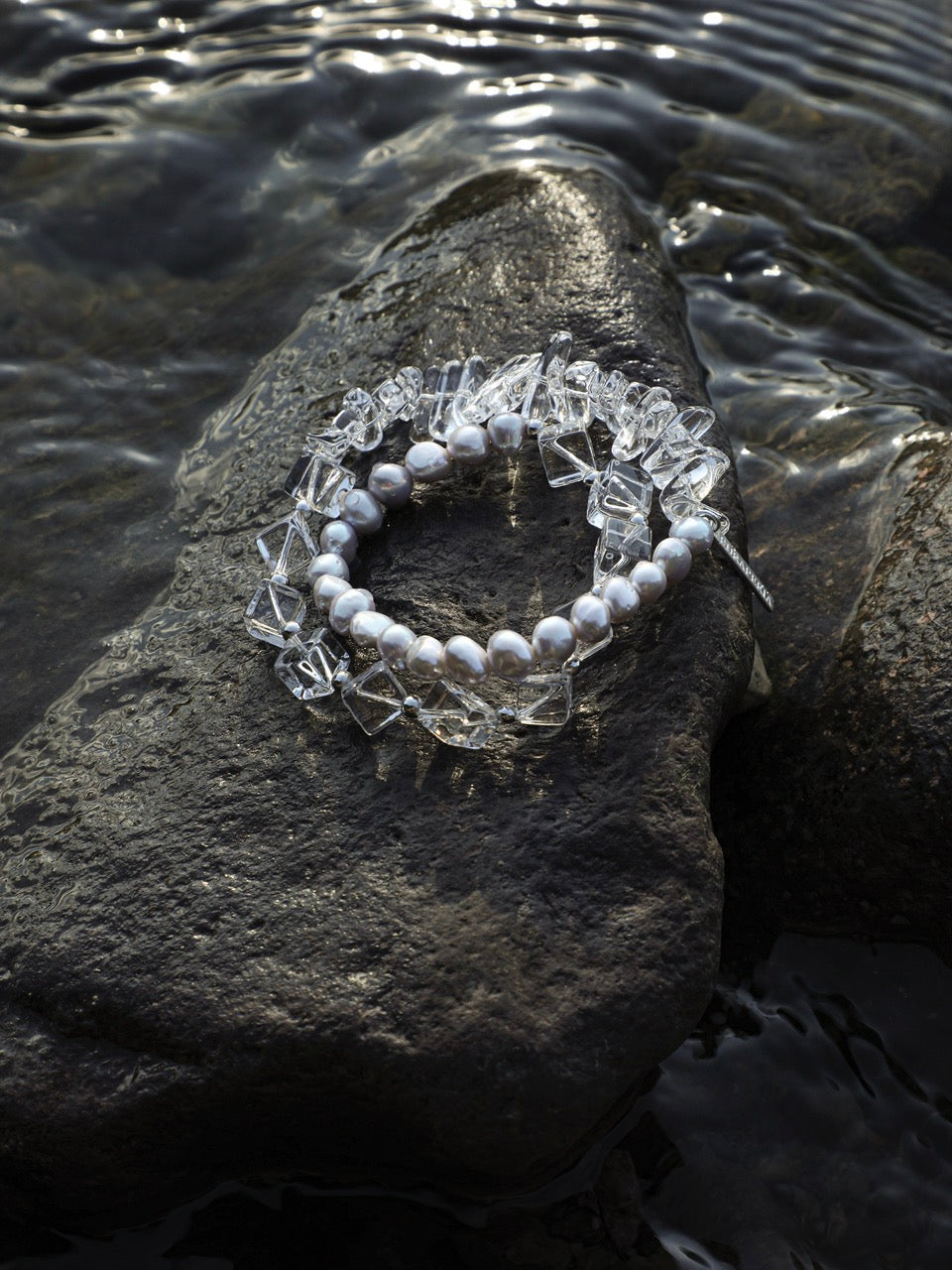 OPTIC GREY Grey Pearl & Clear Quartz Bracelet — SITU mineral jewelry detail