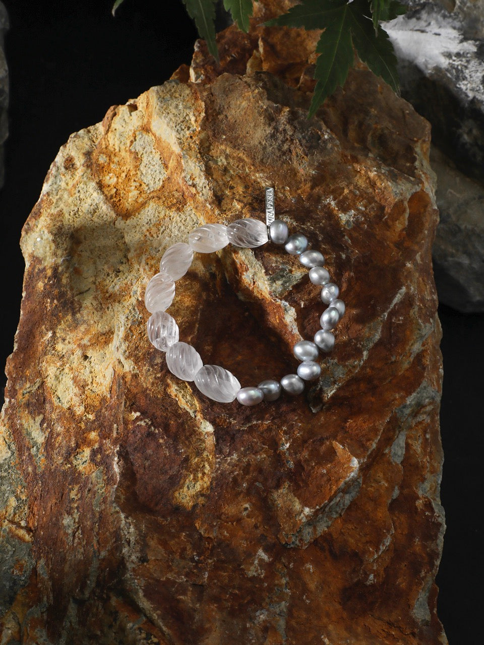 MISTY GLASS Clear Quartz & Grey Pearl Bracelet — SITU mineral jewelry detail