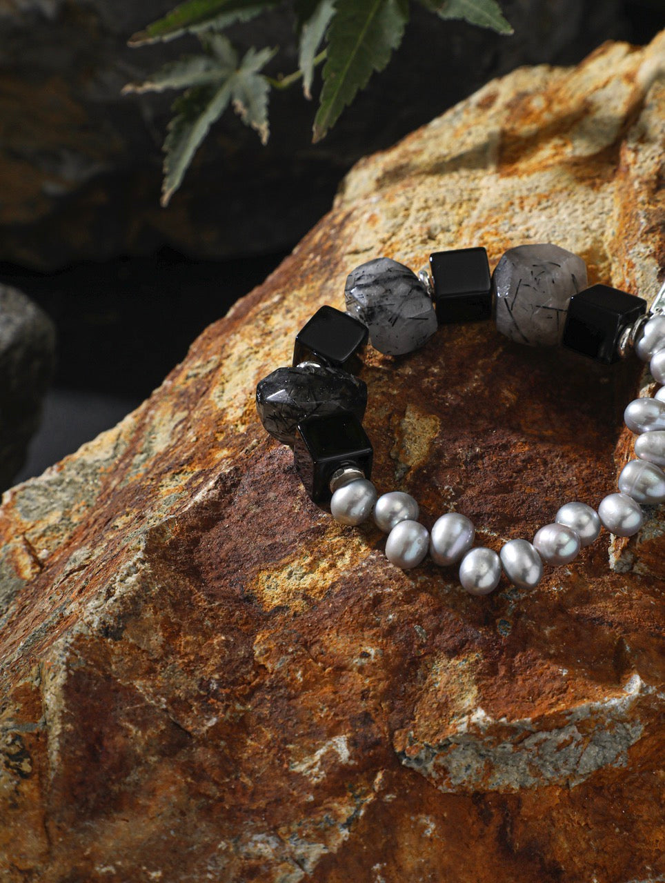 INK STRUCTURE Rutilated Quartz & Agate Bracelet — SITU mineral jewelry detail