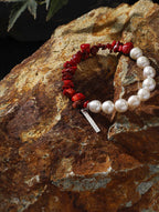 CRIMSON TIDE Pearl & Coral Chip Bracelet — SITU mineral jewelry detail
