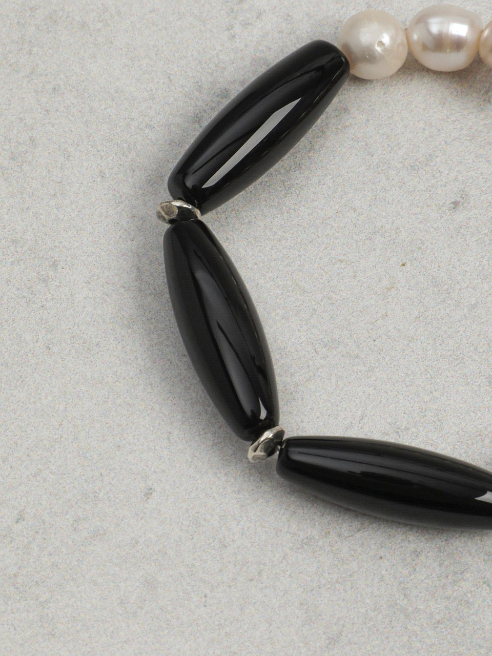 SHADOW WAVE Black Agate & Pearl Bracelet — SITU mineral jewelry detail