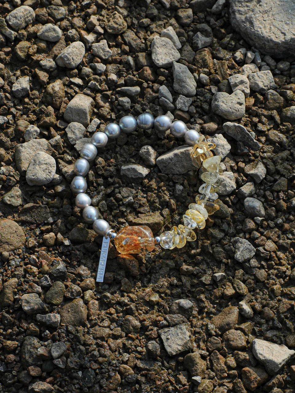 AMBER MIST GLOW Citrine & Grey Pearl Bracelet — SITU mineral jewelry detail