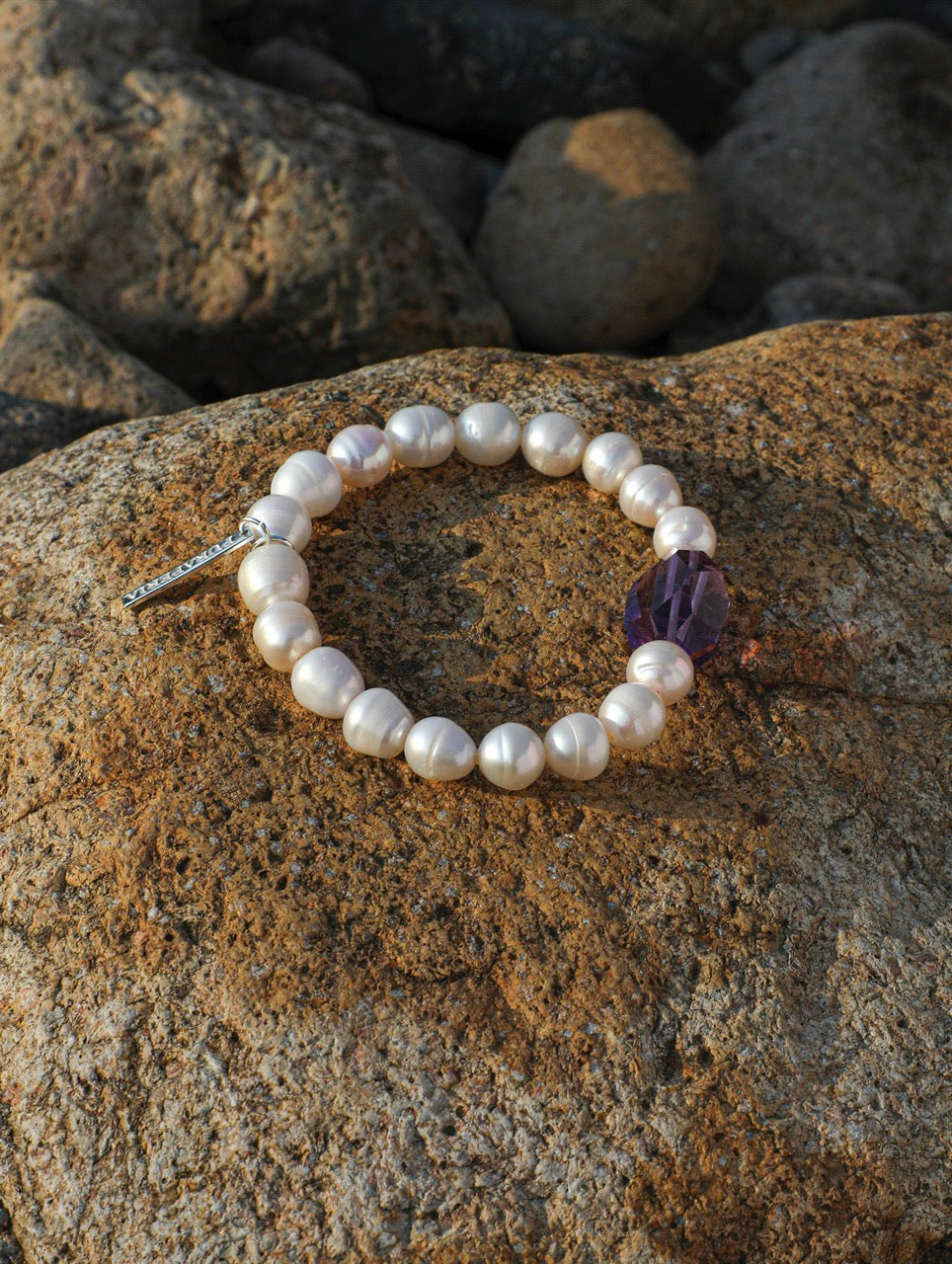 VIOLET PERSPECTIVE Amethyst & Pearl Bracelet — SITU mineral jewelry detail
