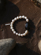SMOKY GEOMETRY Smoky Quartz & Pearl Bracelet — SITU mineral jewelry detail