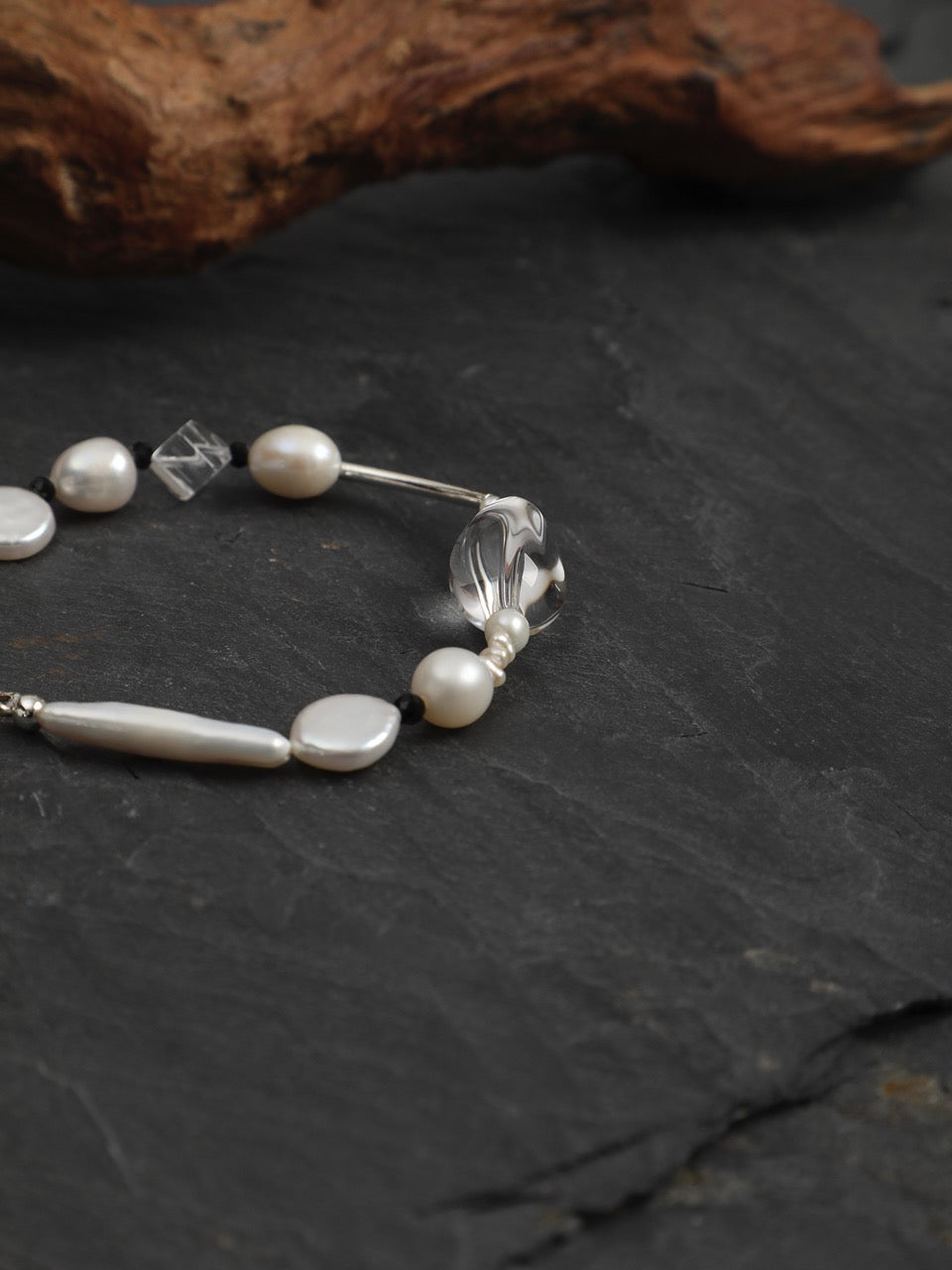 STARK WAVE · Clear Quartz & Pearl Bracelet