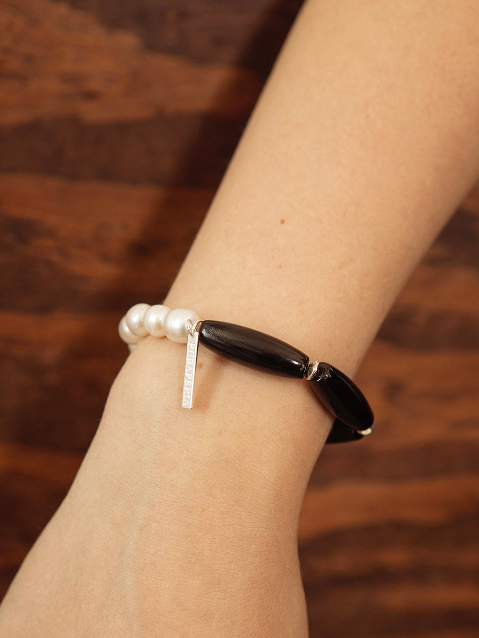 SHADOW WAVE · Black Agate & Pearl Bracelet